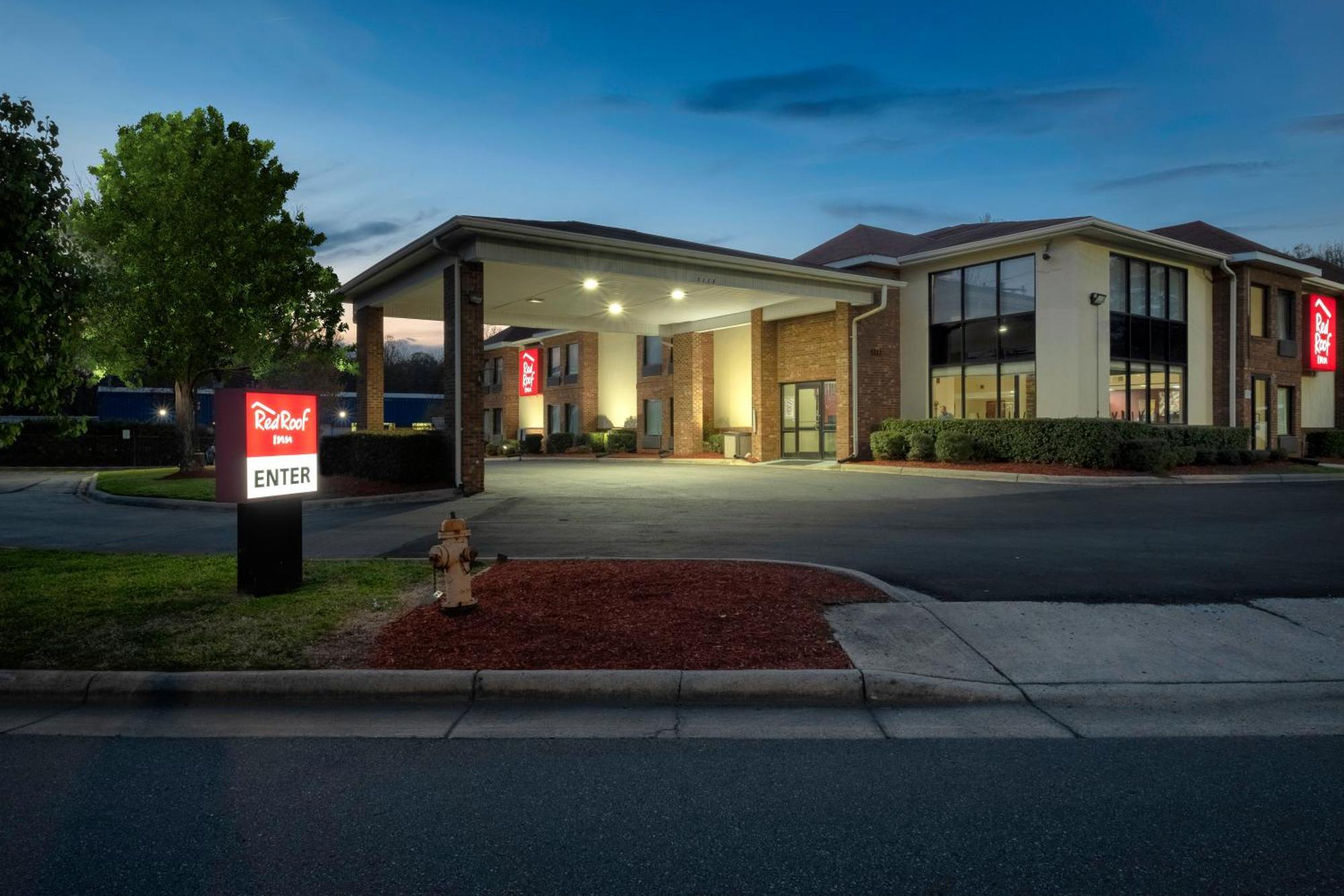 Red Roof Inn Charlotte - University Exterior foto